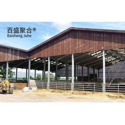 Steel Grade Prefab Livestock Building for Goat/Sheep/Cow/Cattle Cubicles and Pig Farming (Budowiec prefabrykowany z stali dla bydła)