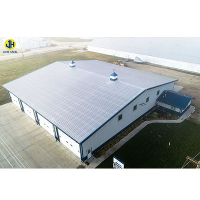 Niestandardowa konstrukcja stalowa warsztat magazyn hangar sala z dachem z paneli kanapkowych