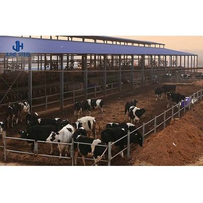 Q235B Wyposażenie metalowe prefabrykowane z ciężkiej stali konstrukcyjnej dla owiec, kóz, bydła i krów