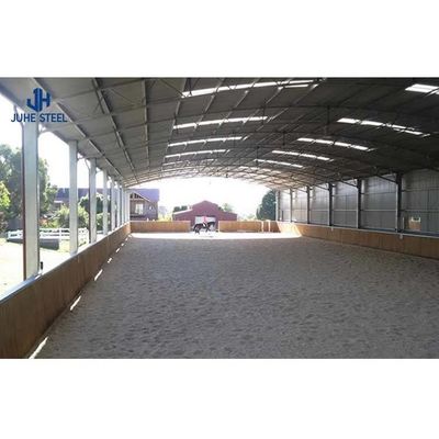 Q235/Q345B Metalowe budynki rolnicze z mieszkaniami mieszkalnymi Prefabrykowane areny jazdy